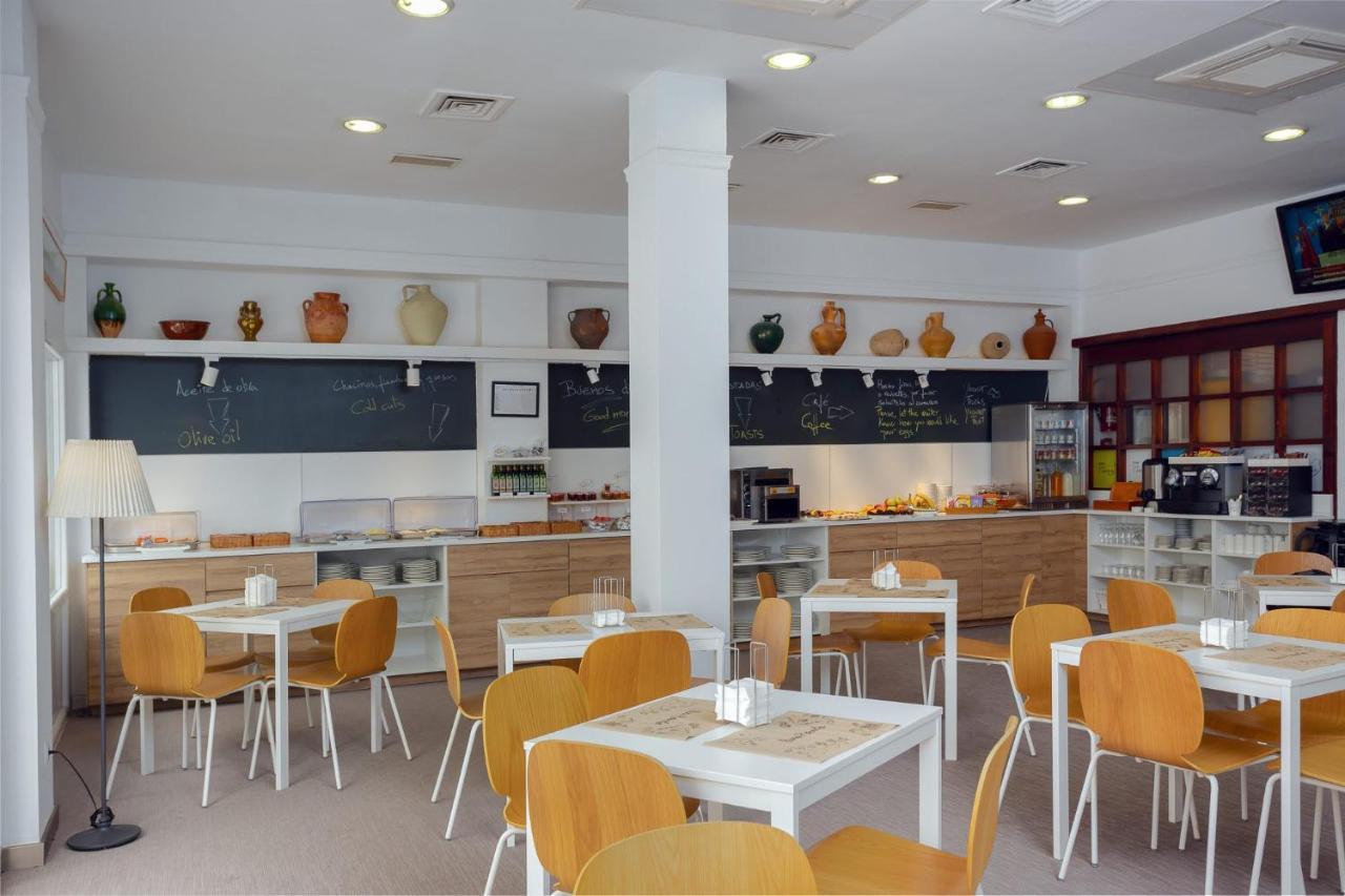 Apartamentos Los Cantaros Ел Пуерто де Санта Мария Екстериор снимка