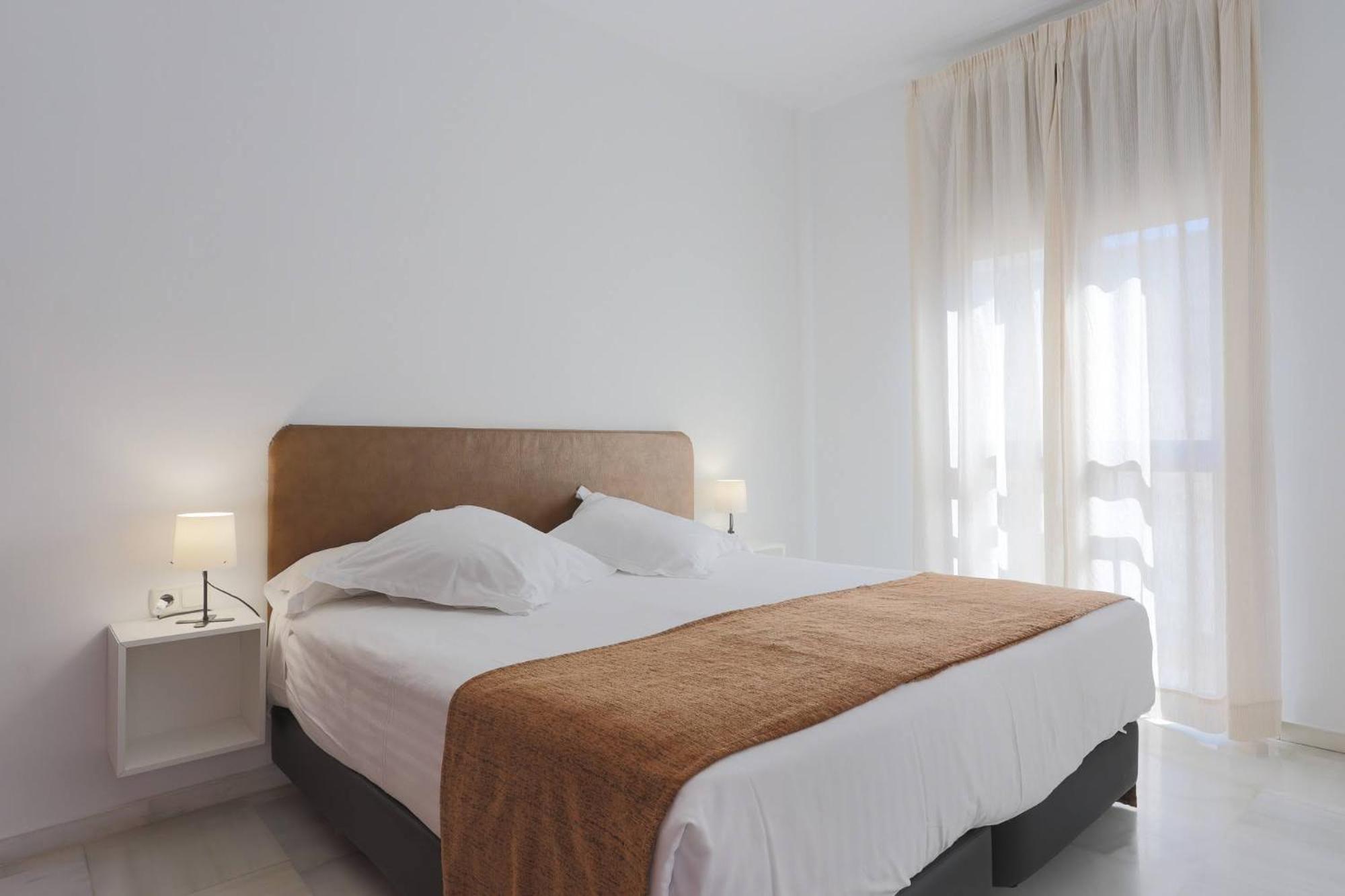 Apartamentos Los Cantaros Ел Пуерто де Санта Мария Екстериор снимка