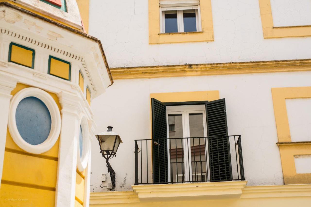 Apartamentos Los Cantaros Ел Пуерто де Санта Мария Екстериор снимка